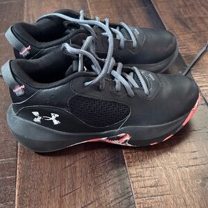 Under Armour basketball shoes Black
